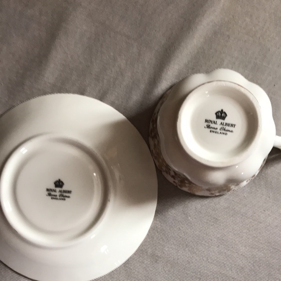 Royal Albert 50TH Anniversary Tea Cup/Saucer - Picture 3 of 5